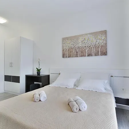 Villa Banovi With Heated Pool