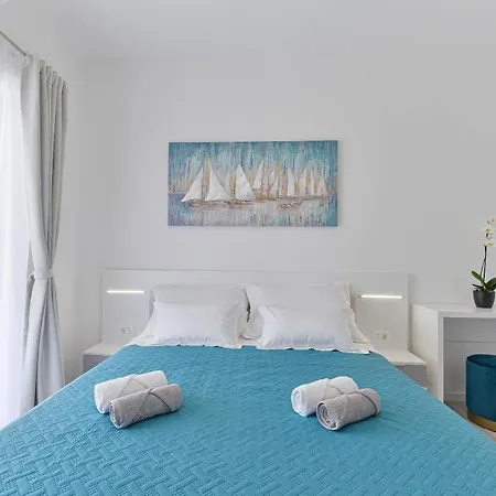 Villa Banovi With Heated Pool *