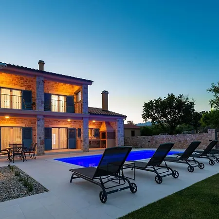 Banovi With Heated Pool